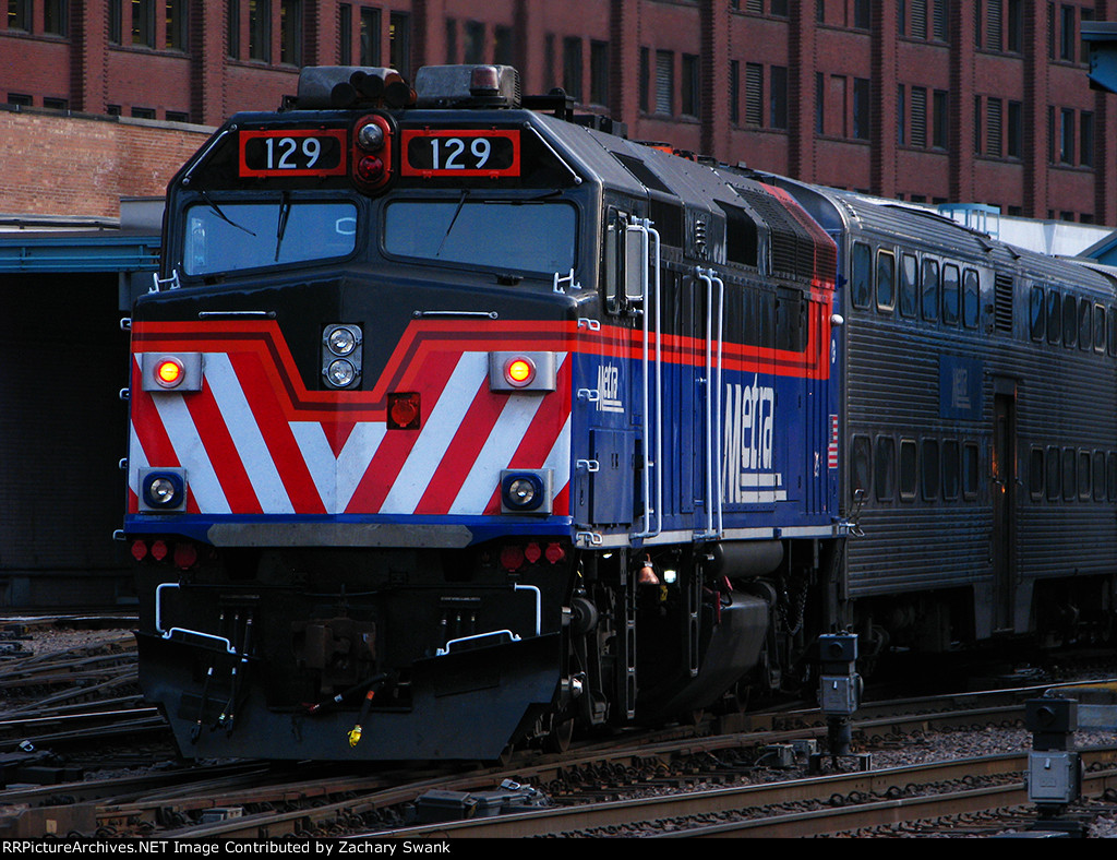 METX 129 at Ogilvie Transportation Center.